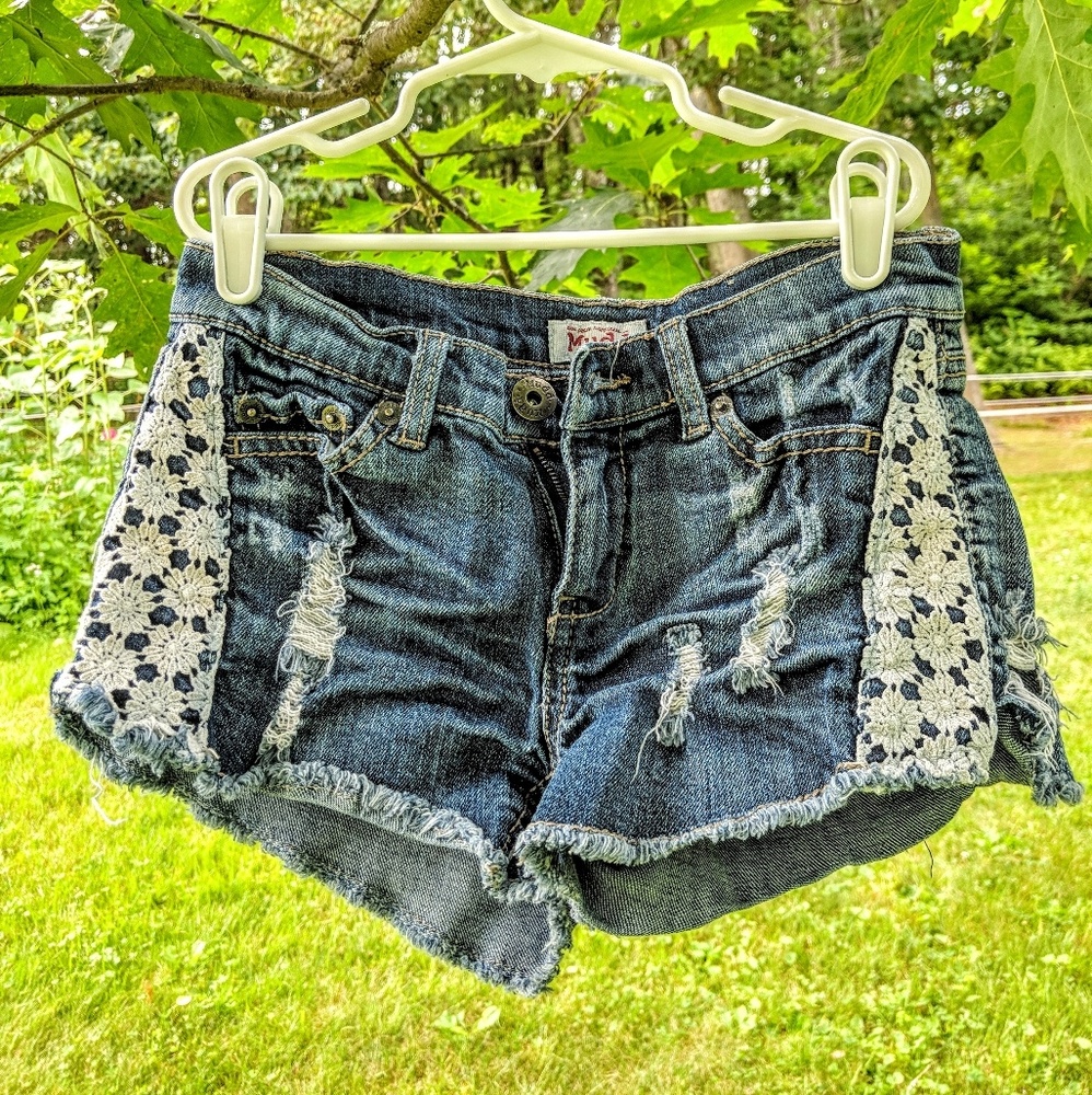 Lace shorts